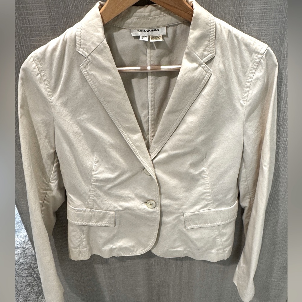 Zara Woman Khaki Blazer. Size 8